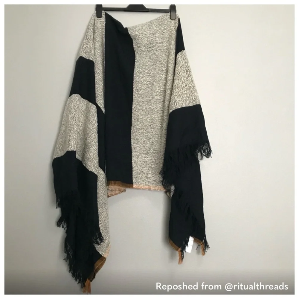 Anthropologie Handwoven Lenna Throw Blanket Black Cream